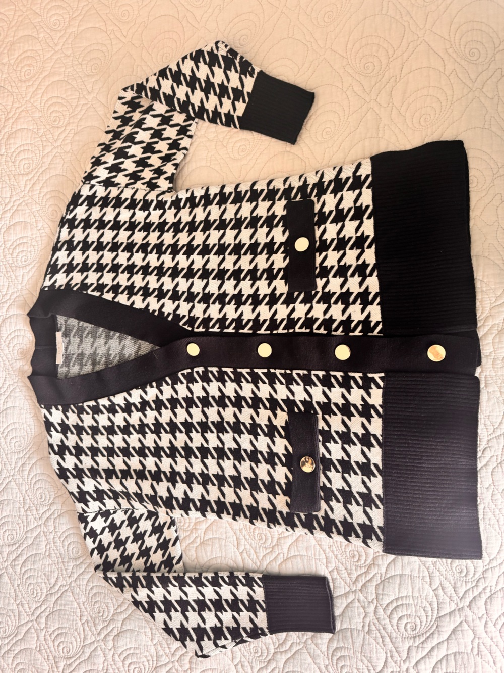 LOFT Black and White Houndstooth Knit Skirt size Medium